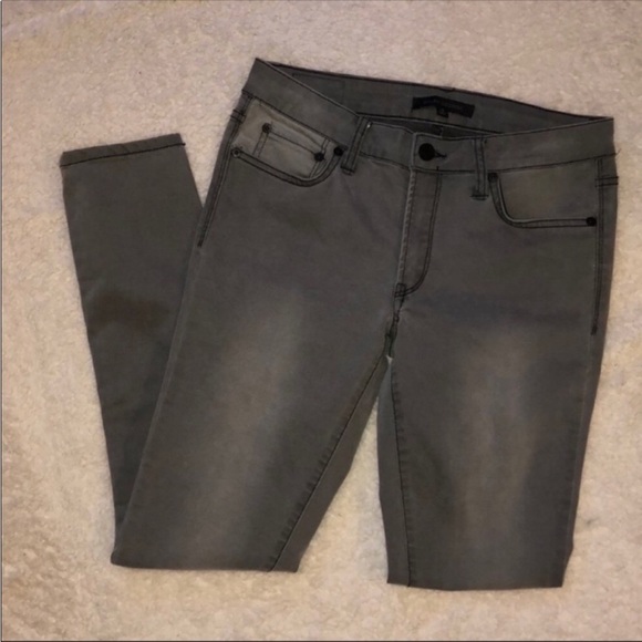 Dylan George Gray Jeans Carine Classic Skinny
Stretchy Size 26 Size 26 - Picture 9 of 11